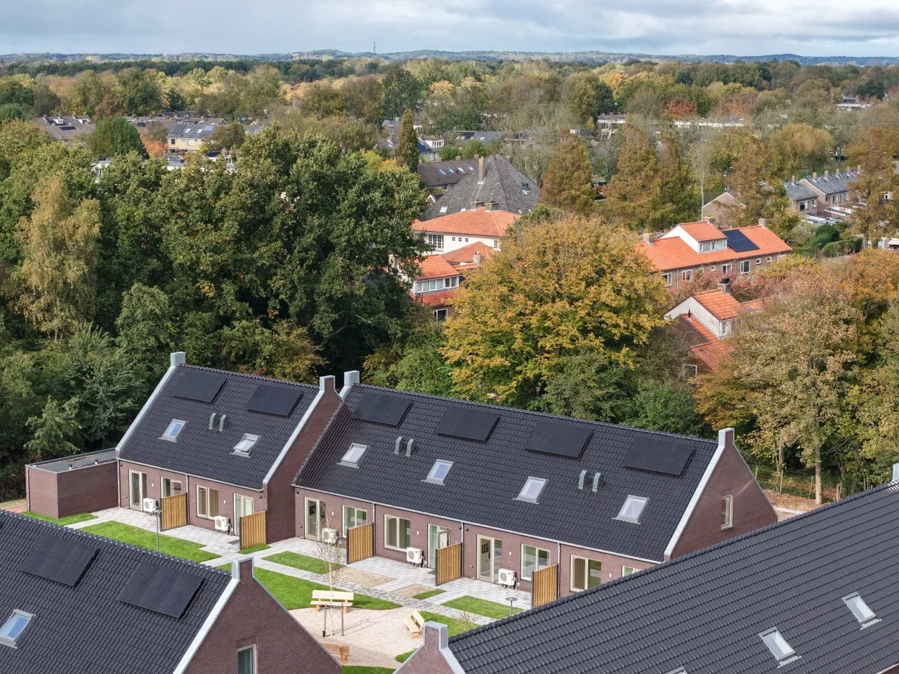 Luchtfoto van Hofje Duinzicht in Heiloo
