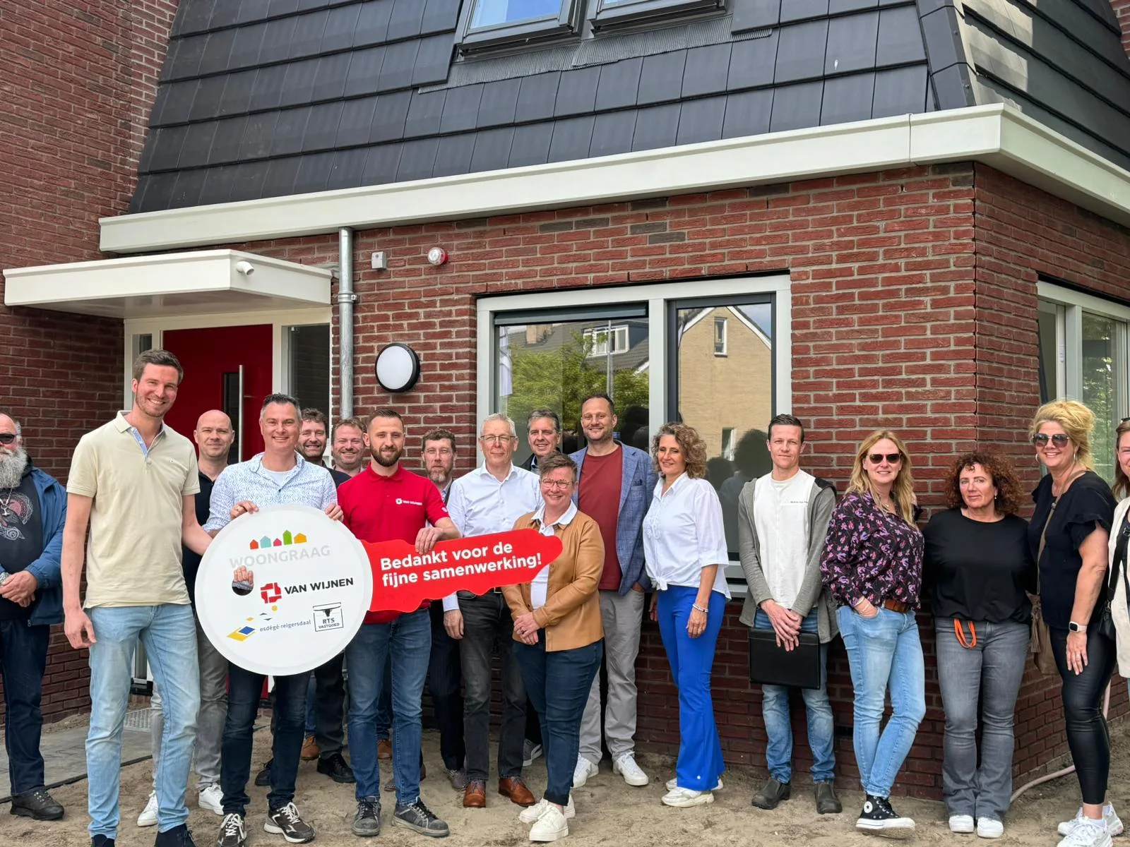 Projectpartners bij de feestelijke oplevering van de woonzorglocatie