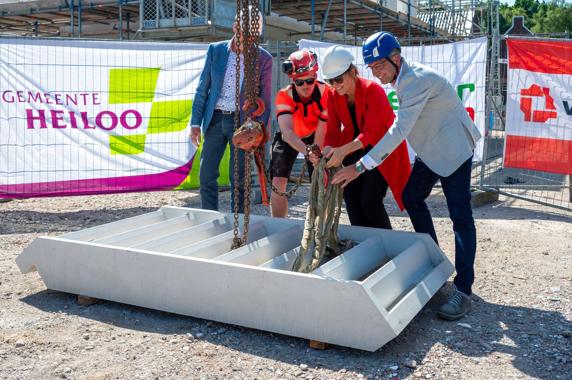 Hoogste punt bereikt: 23 sociale huurappartementen op Duinzicht in Heiloo in aanbouw